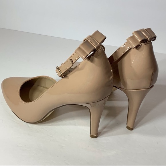 EUC Shoedazzle Ankle Strap‎ Classic Pointed Nude Heel With Bow Embellishment - Picture 2 of 6